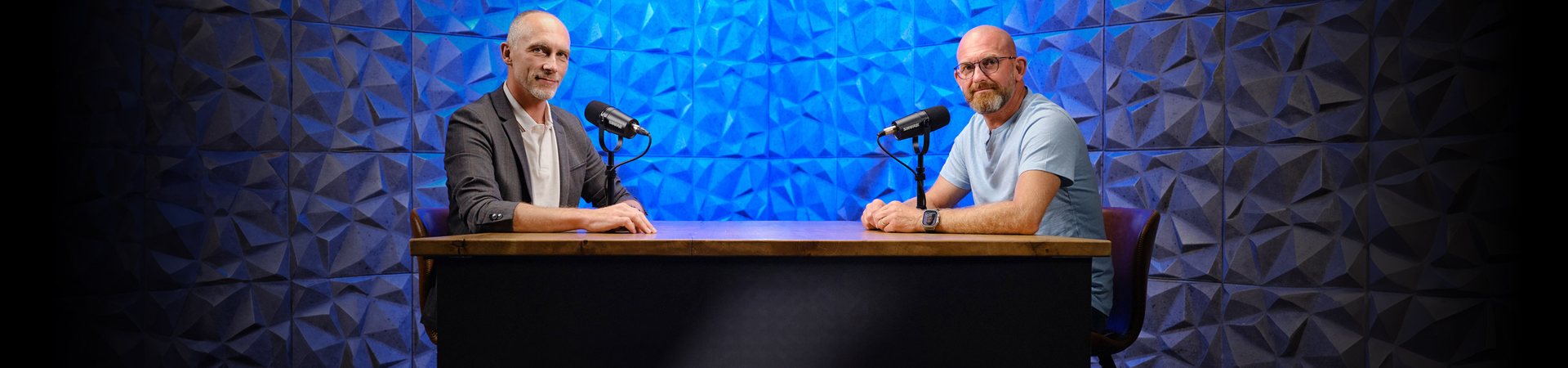 Roman Stolejda a David Bauckmann — podcast AI v kostce